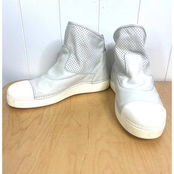 Nila & Nila Made in Italy Gray Leather Perforated Back Zip‎ Sneaker/Boot EU 40 - Picture 10 of 10